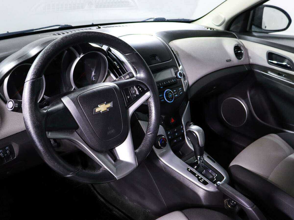 Chevrolet Cruze б/у, 2013, Автоматическая. Фото: #10