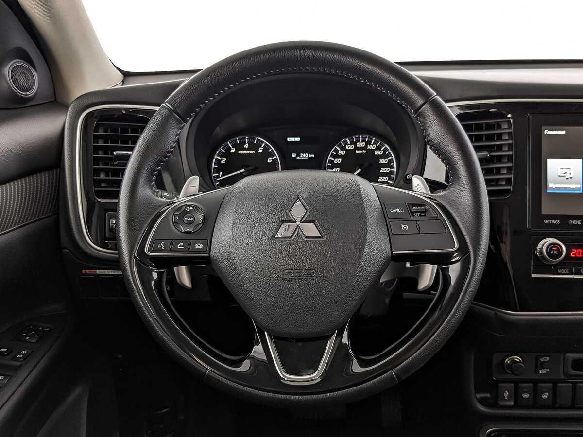 Mitsubishi Outlander б/у, 2022, Вариатор. Фото: #17