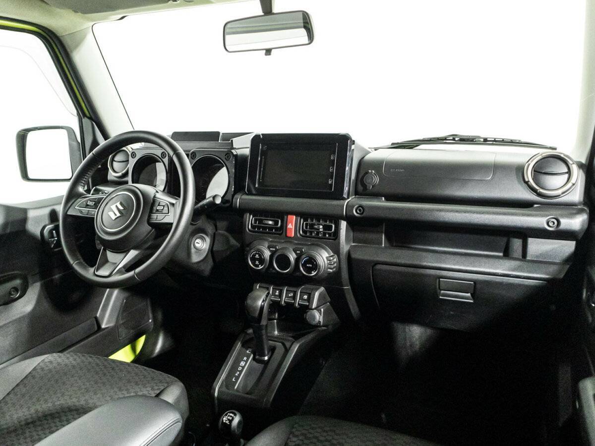 Suzuki Jimny б/у, 2019, Автоматическая. Фото: #8