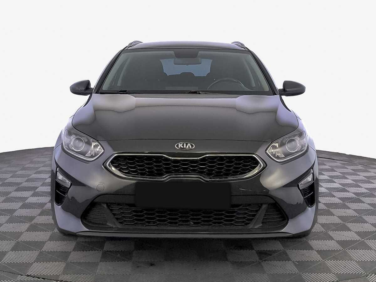 Kia Ceed б/у, 2020, Автоматическая. Фото: #1