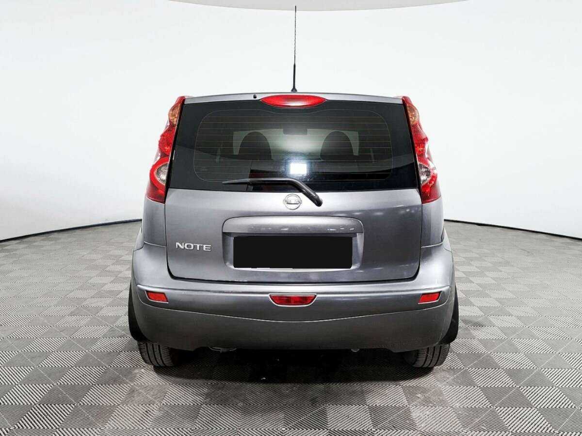 Nissan Note б/у, 2012, Механическая. Фото: #5