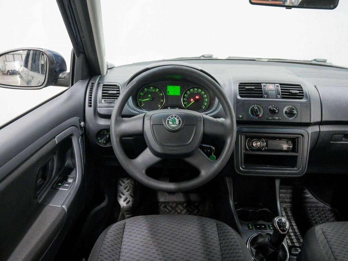 Skoda Fabia б/у, 2012, Механическая. Фото: #11