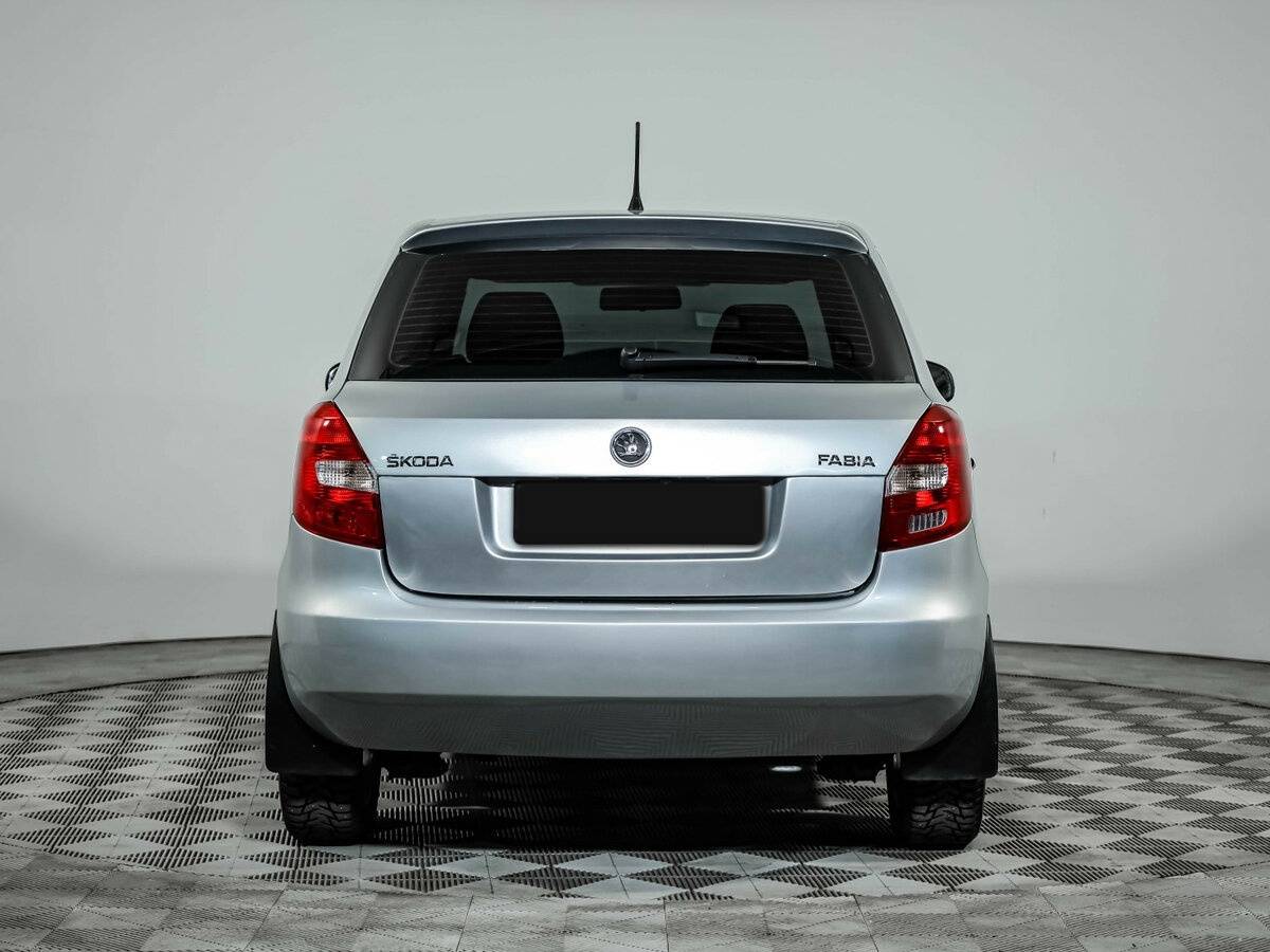 Skoda Fabia б/у, 2014, Автоматическая. Фото: #4