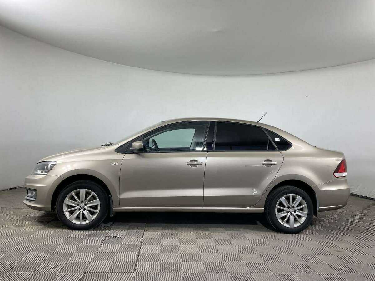 Volkswagen Polo б/у, 2015, Механическая. Фото: #3