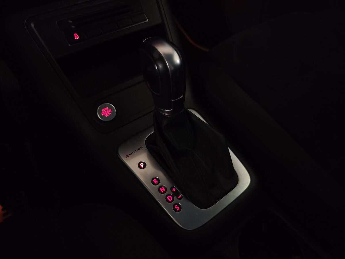 Volkswagen Tiguan б/у, 2012, Автоматическая. Фото: #10