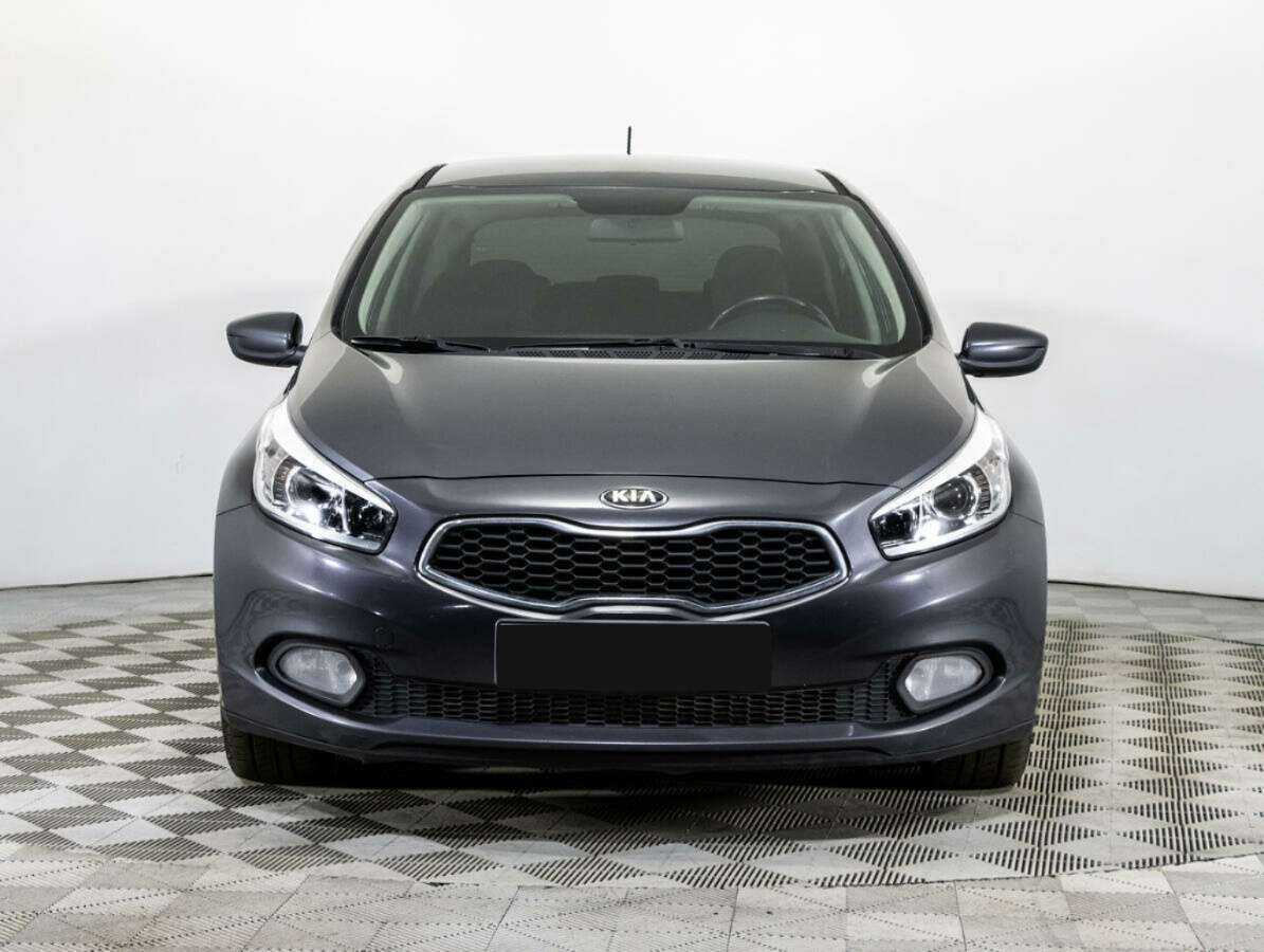 Kia Ceed б/у, 2014, Автоматическая. Фото: #1