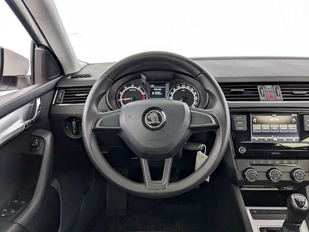 Skoda Octavia б/у, 2019, Механическая. Фото: #16