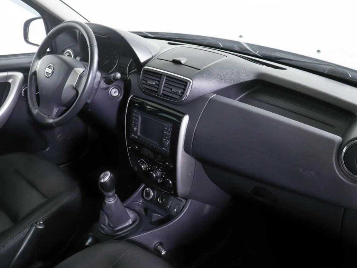 Nissan Terrano б/у, 2014, Механическая. Фото: #9