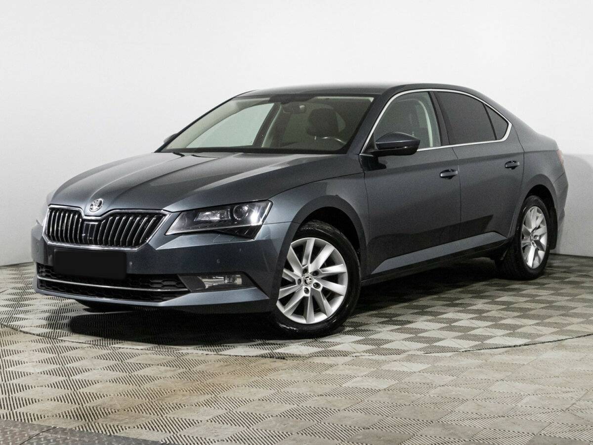 Skoda Superb б/у, 2018, Роботизированная. Посмотреть фото