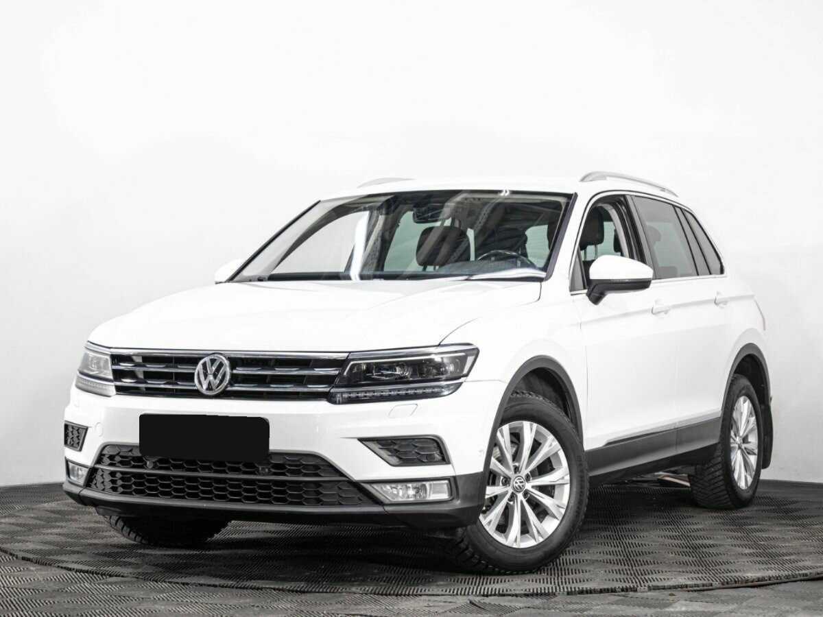 Volkswagen Tiguan б/у, 2017, Роботизированная. Посмотреть фото