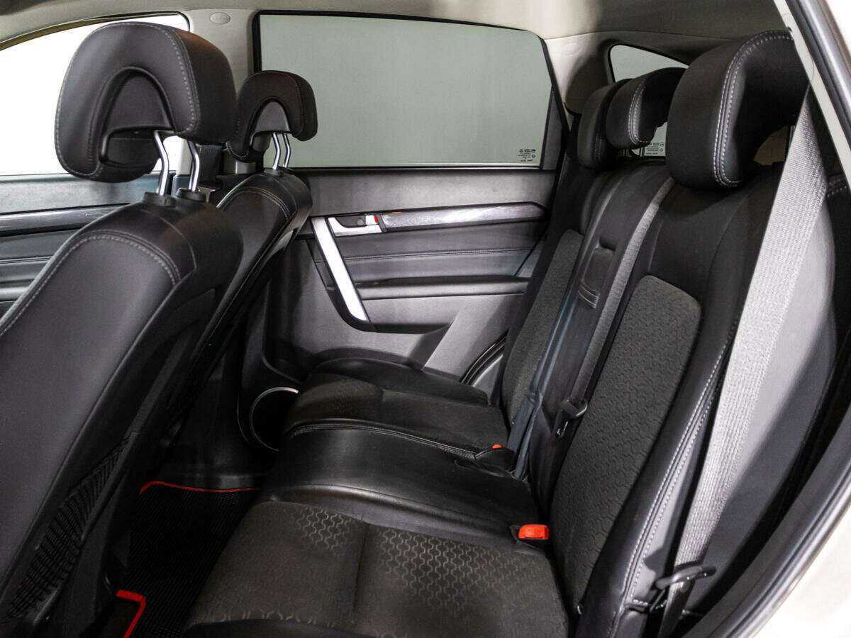 Chevrolet Captiva б/у, 2014, Автоматическая. Фото: #7