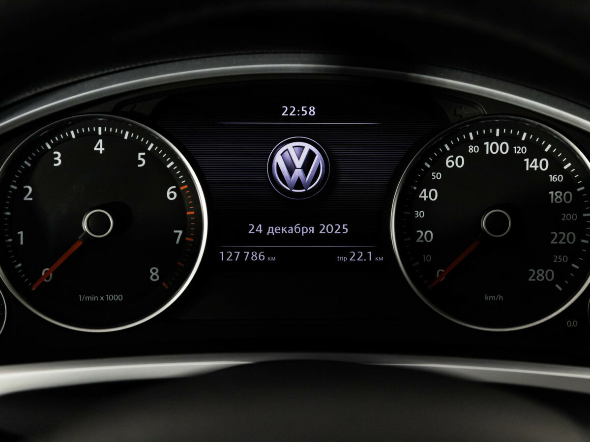 Volkswagen Touareg б/у, 2012, Автоматическая. Фото: #18