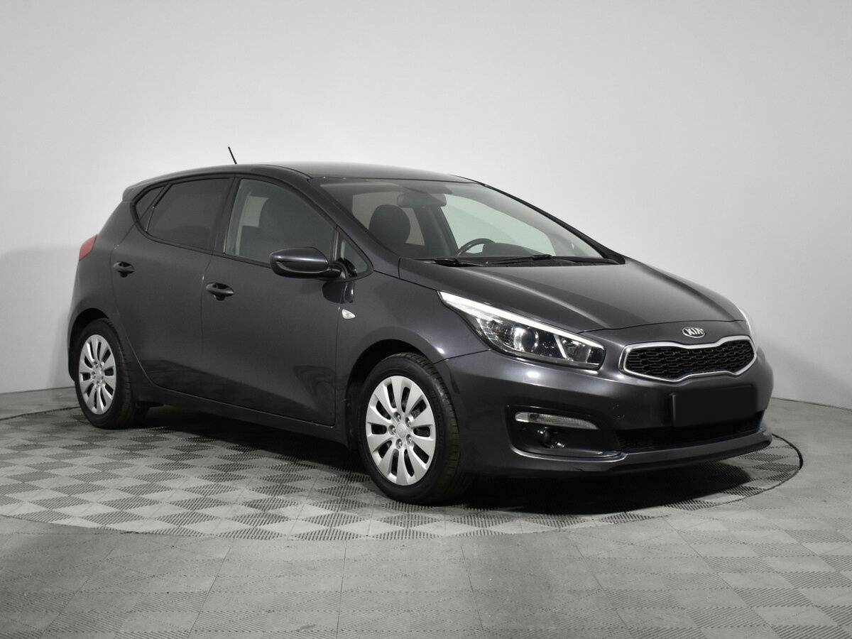 Kia Ceed б/у, 2016, Механическая. Фото: #2