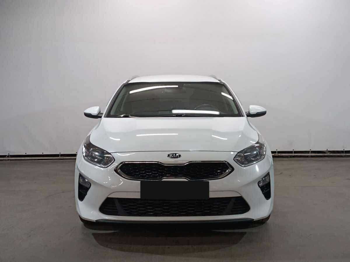 Kia Ceed б/у, 2021, Автоматическая. Фото: #1
