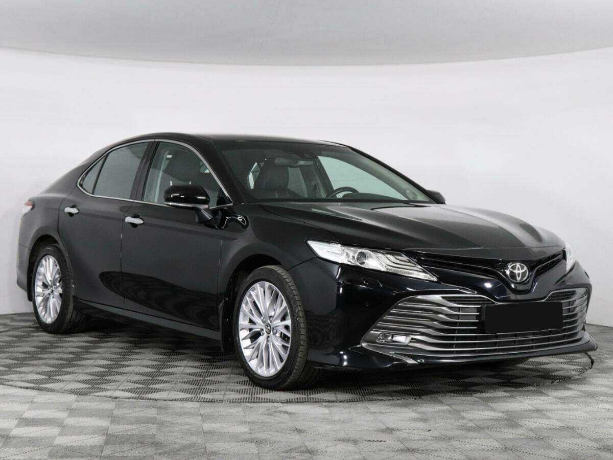 Toyota Camry б/у, 2018, Автоматическая. Фото: #2