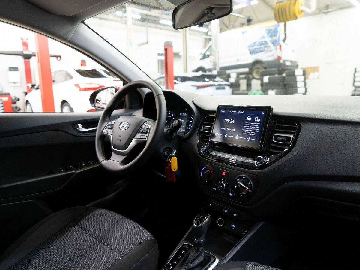 Hyundai Solaris б/у, 2021, Автоматическая. Фото: #15