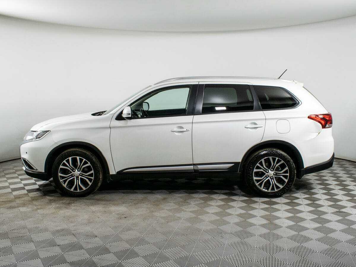 Mitsubishi Outlander б/у, 2016, Вариатор. Фото: #6