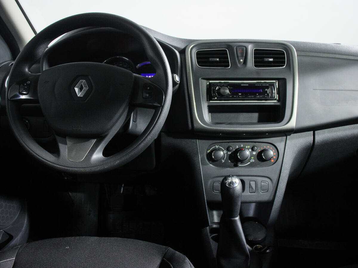 Renault Sandero б/у, 2017, Механическая. Фото: #9