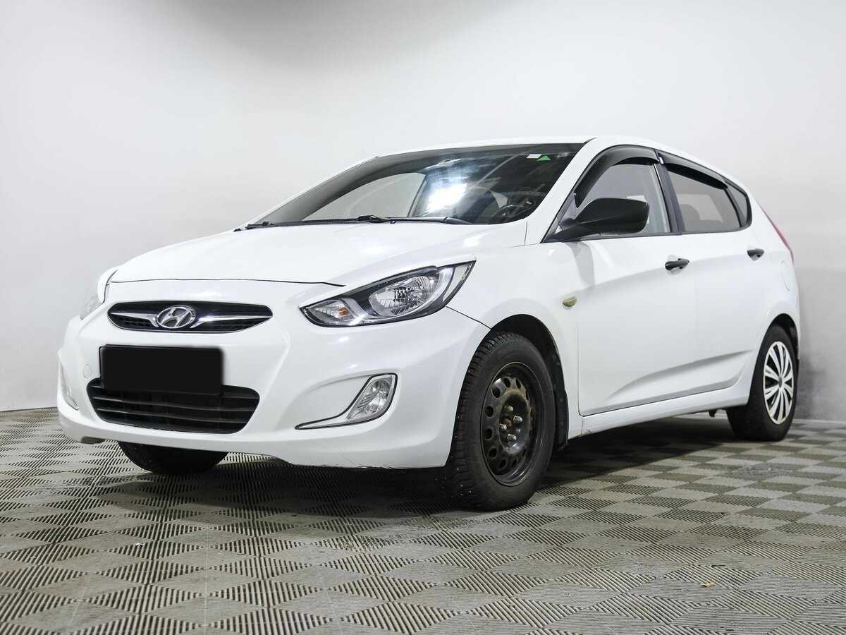 Hyundai Solaris б/у, 2013, Автоматическая. Фото: #0