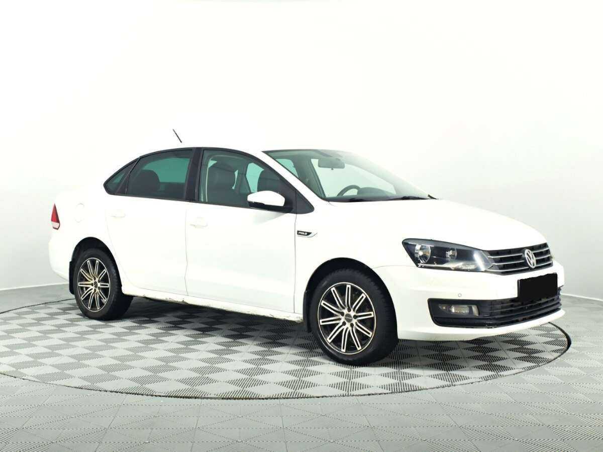 Volkswagen Polo б/у, 2018, Механическая. Фото: #2