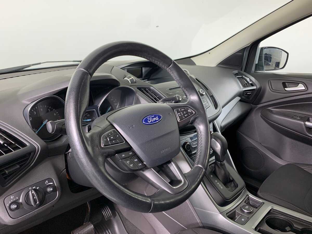 Ford Kuga б/у, 2017, Автоматическая. Фото: #11