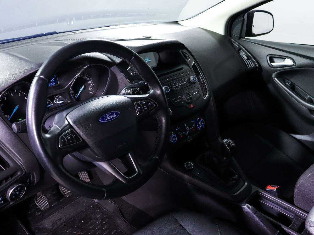Ford Focus б/у, 2016, Механическая. Фото: #12
