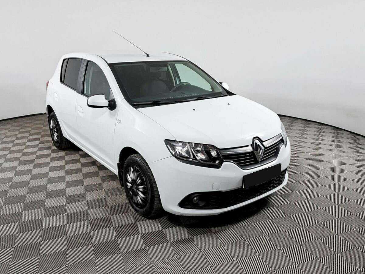 Renault Sandero б/у, 2018, Механическая. Фото: #2