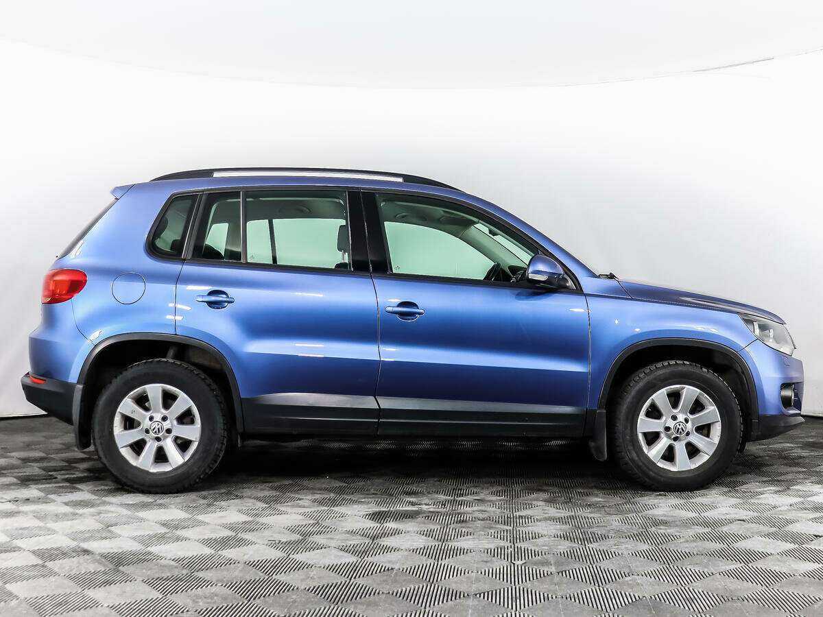 Volkswagen Tiguan б/у, 2013, Роботизированная. Фото: #3