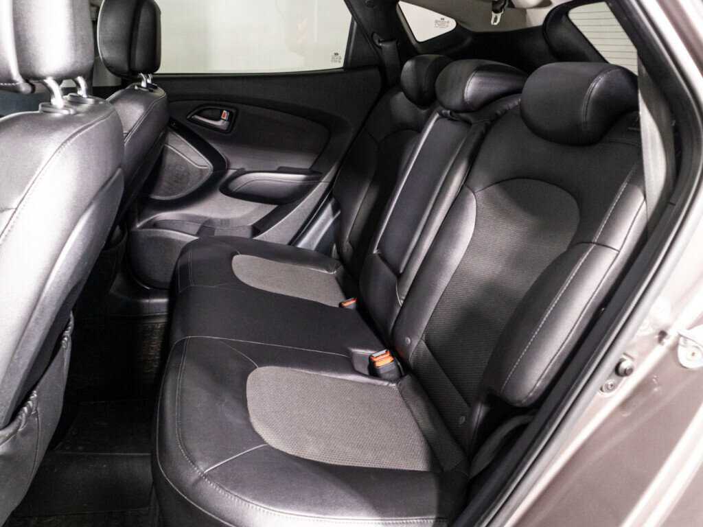 Hyundai ix35 б/у, 2013, Автоматическая. Фото: #9
