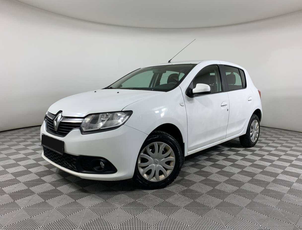 Renault Sandero б/у, 2017, Механическая. Посмотреть фото
