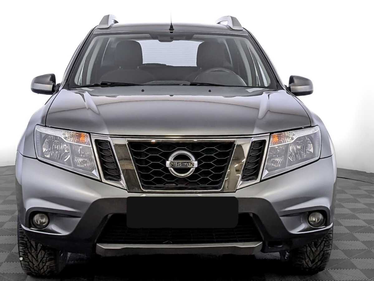 Nissan Terrano б/у, 2020, Механическая. Фото: #1