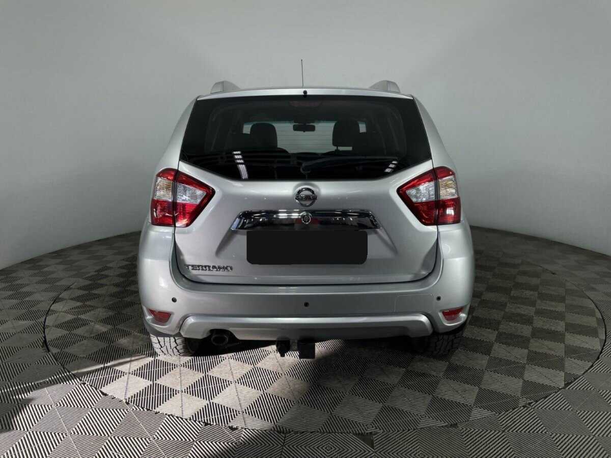 Nissan Terrano б/у, 2018, Автоматическая. Фото: #2