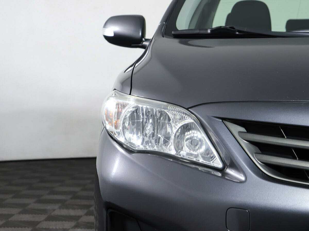 Toyota Corolla б/у, 2012, Автоматическая. Фото: #16