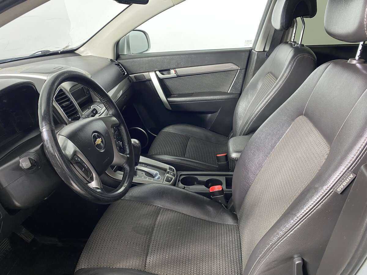 Chevrolet Captiva б/у, 2012, Автоматическая. Фото: #6