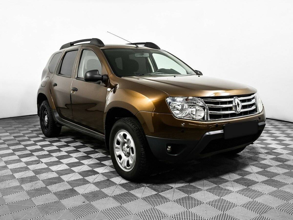 Renault Duster б/у, 2013, Механическая. Фото: #2
