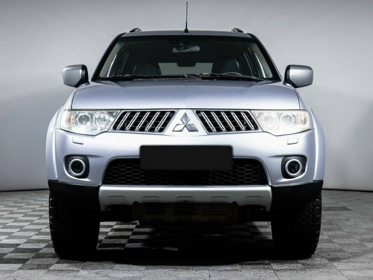 Mitsubishi Pajero Sport б/у, 2013, Автоматическая. Фото: #1