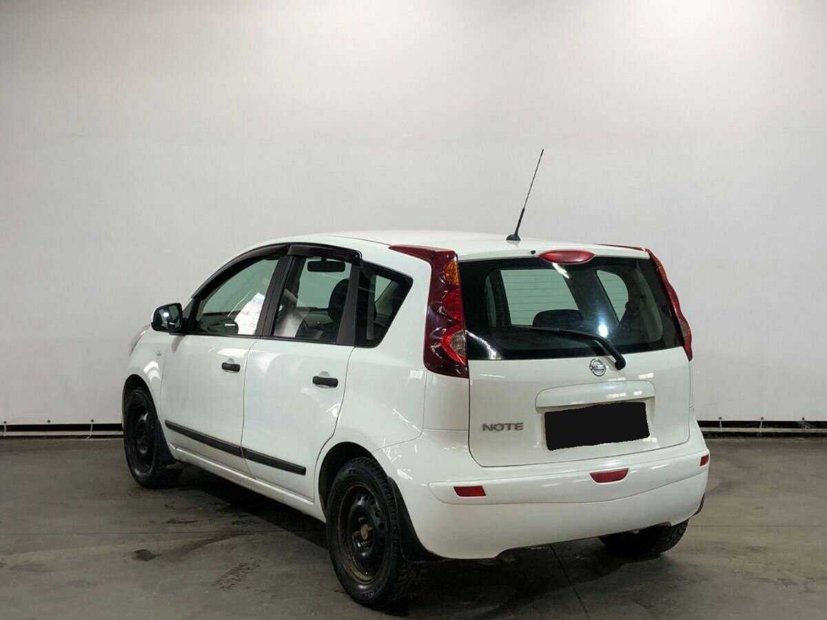 Nissan Note б/у, 2013, Механическая. Фото: #6