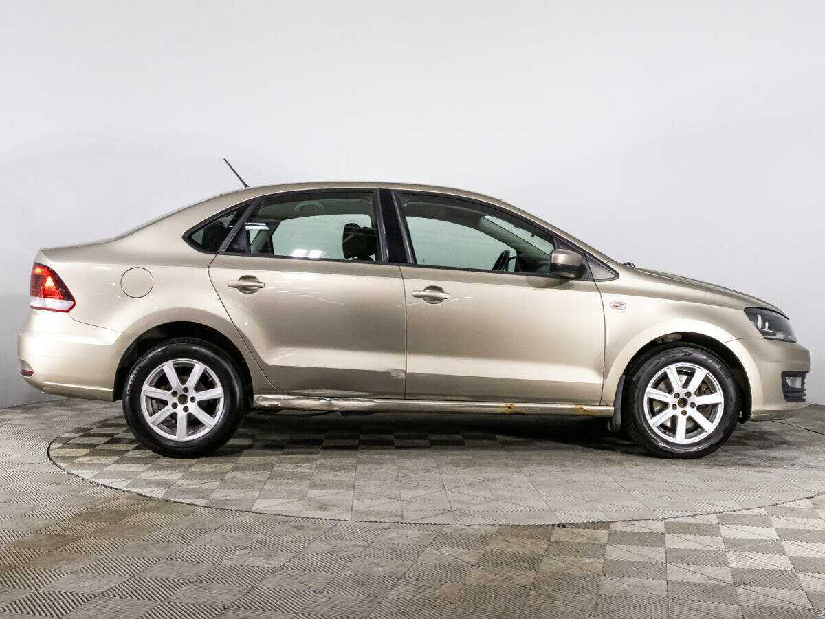 Volkswagen Polo б/у, 2016, Механическая. Фото: #3