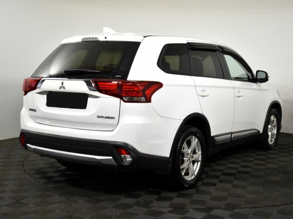 Mitsubishi Outlander б/у, 2017, Вариатор. Фото: #3