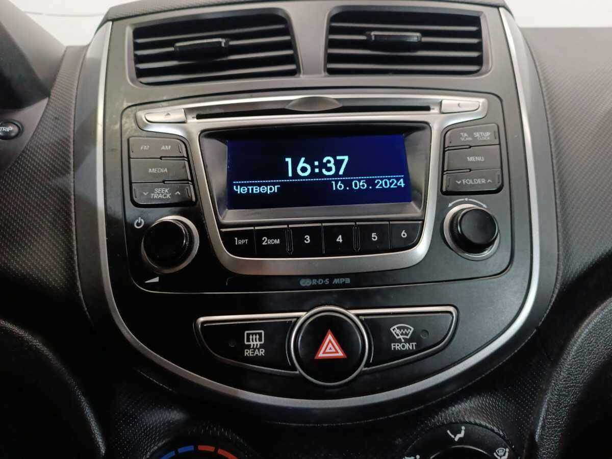Hyundai Solaris б/у, 2016, Автоматическая. Фото: #12
