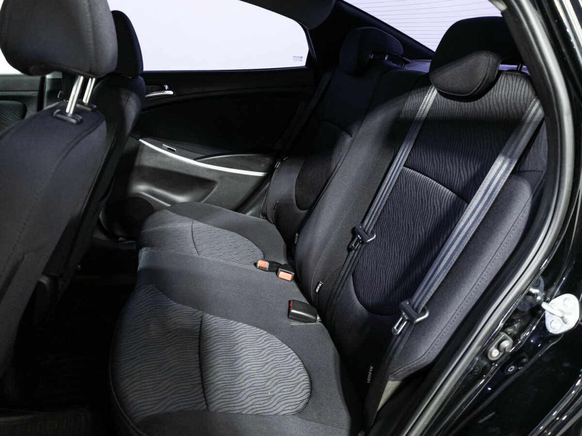 Hyundai Solaris б/у, 2012, Механическая. Фото: #9