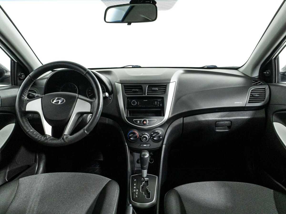 Hyundai Solaris б/у, 2014, Автоматическая. Фото: #12