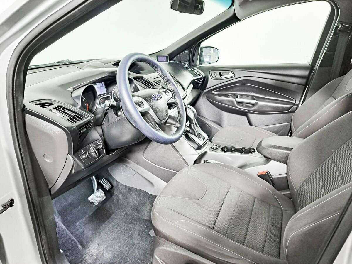 Ford Kuga б/у, 2014, Автоматическая. Фото: #11