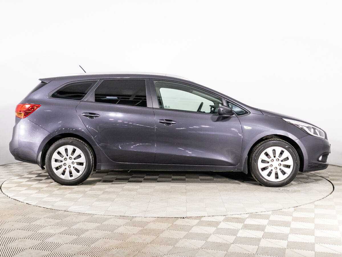 Kia Ceed б/у, 2013, Механическая. Фото: #3