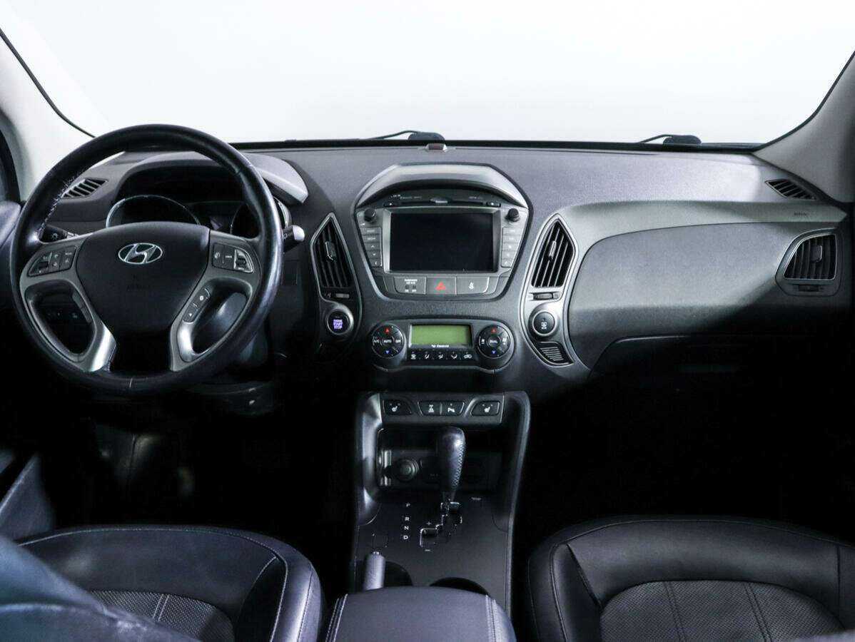 Hyundai ix35 б/у, 2014, Автоматическая. Фото: #9
