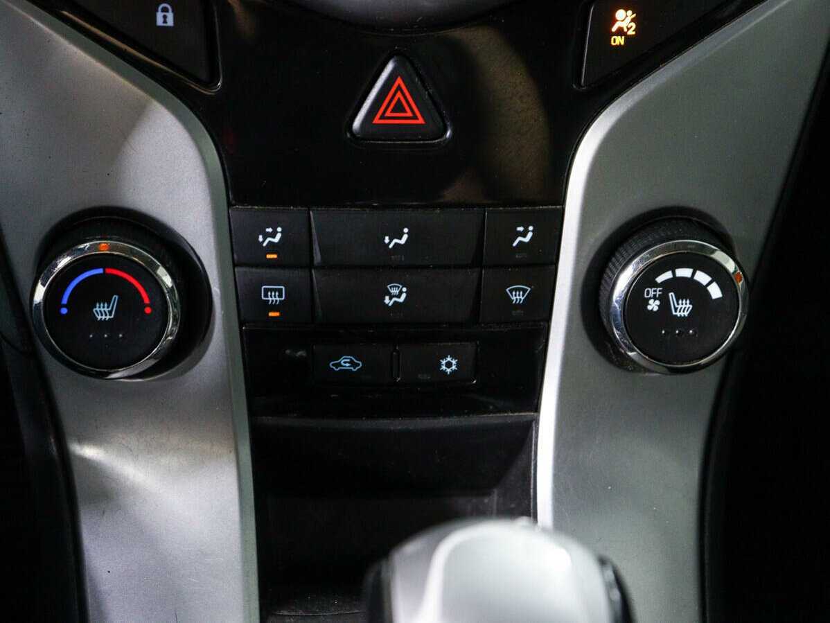 Chevrolet Cruze б/у, 2012, Автоматическая. Фото: #14