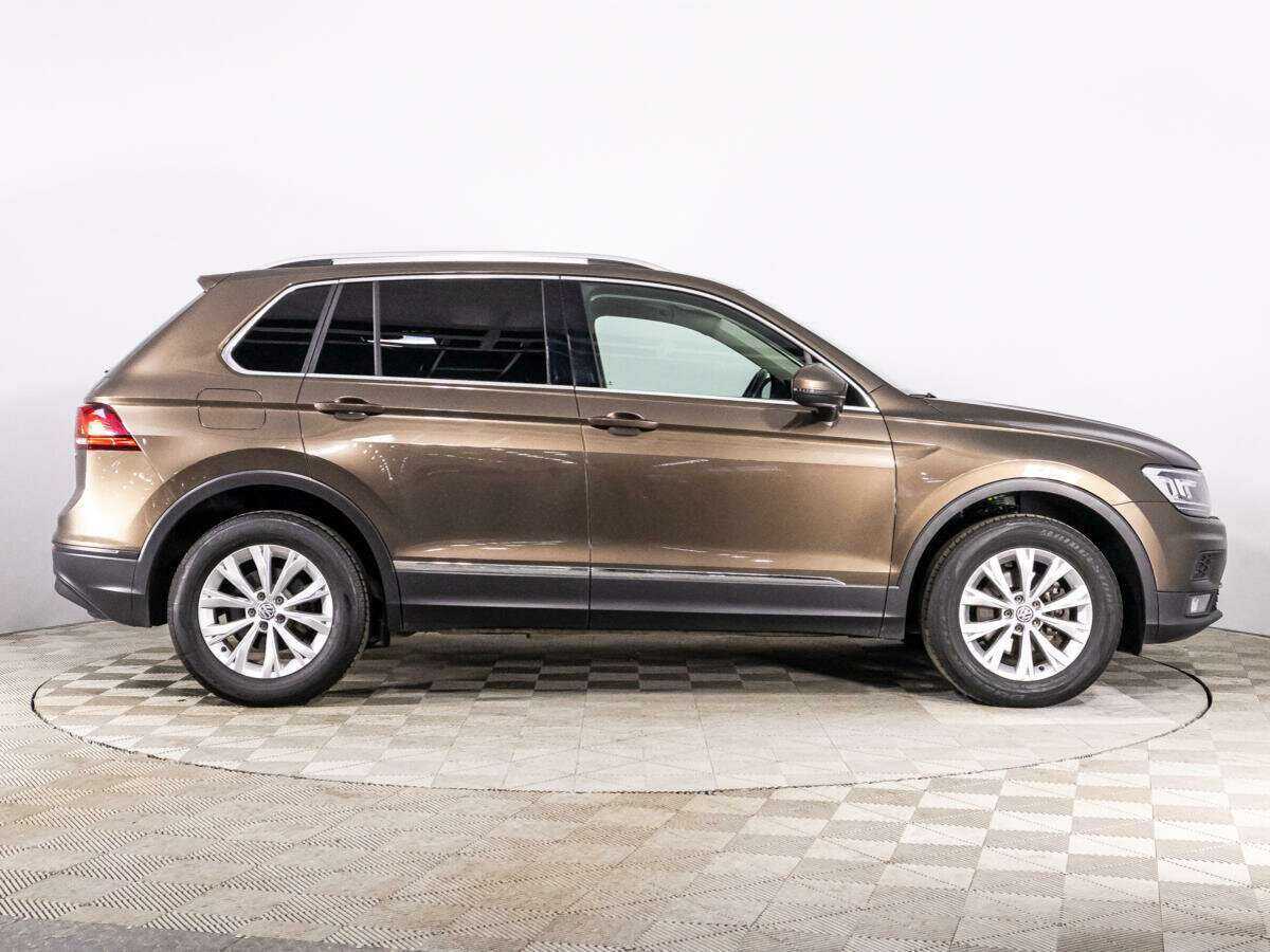 Volkswagen Tiguan б/у, 2017, Роботизированная. Фото: #3