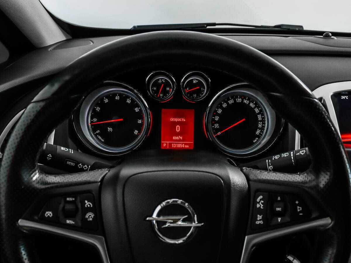 Opel Astra б/у, 2014, Автоматическая. Фото: #14
