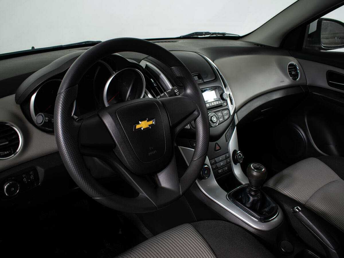 Chevrolet Cruze б/у, 2014, Механическая. Фото: #12