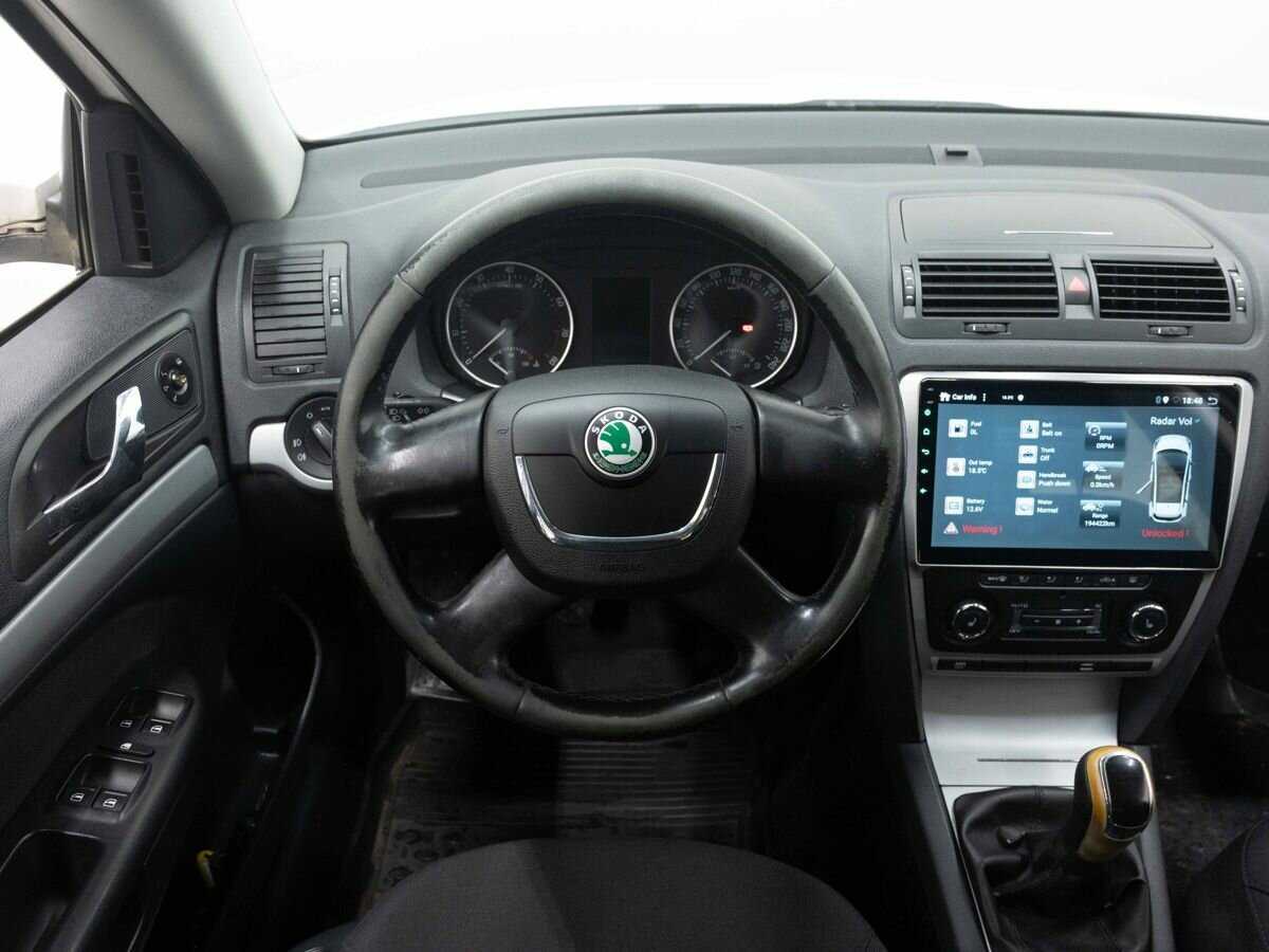 Skoda Octavia б/у, 2012, Механическая. Фото: #13